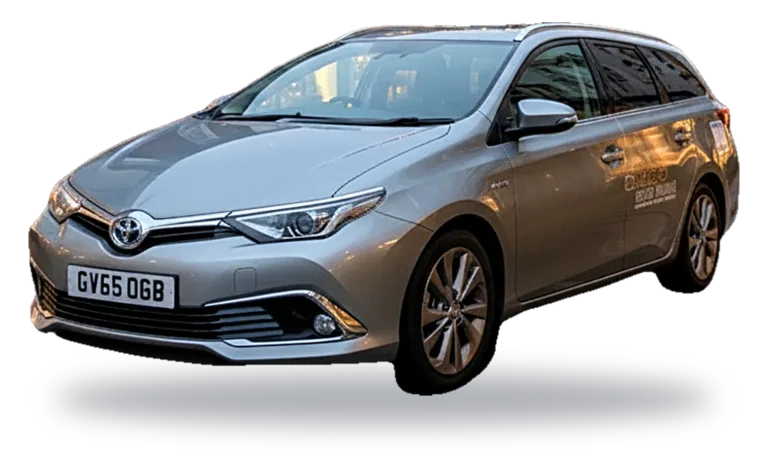 Tunbridge Wells 888 Taxis estate car with extra luggage space for airport transfers